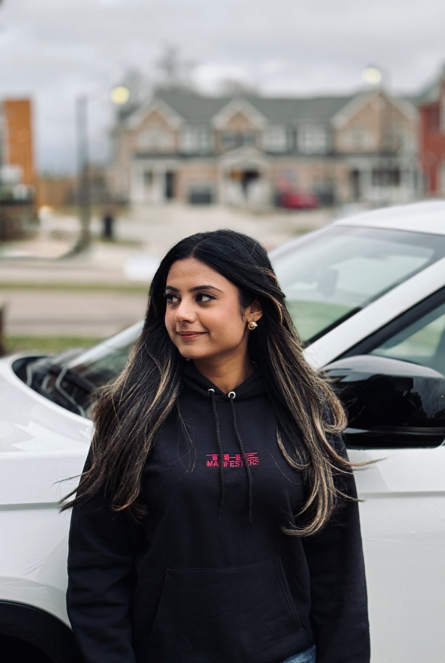 EMBROIDERED PHULKARI HOODIE